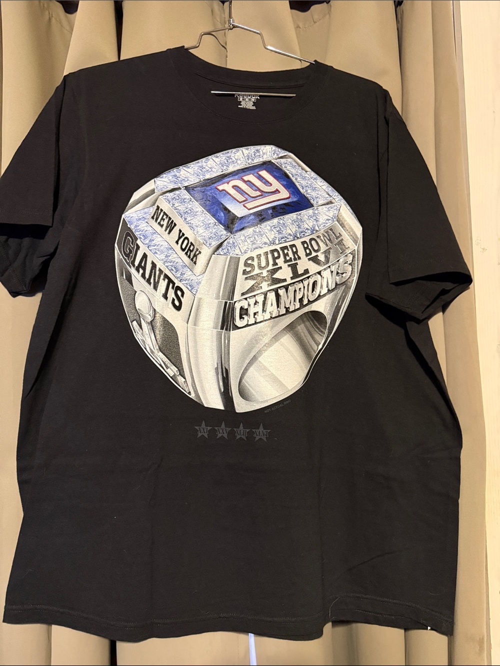 Vintage Y2K Reebok Black New York Giants Super Bowl Champions Graphic Tee NFL